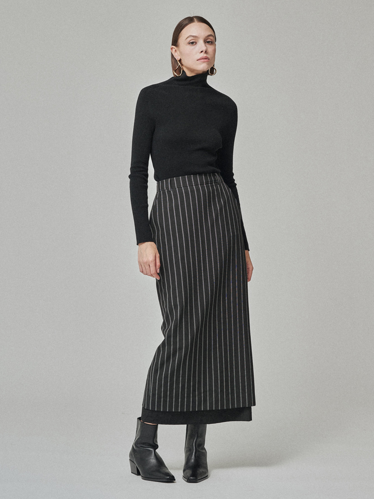 Maison De Ines Soft Touch Wool High-Neck Knit Top - Black - Image 2 of 6