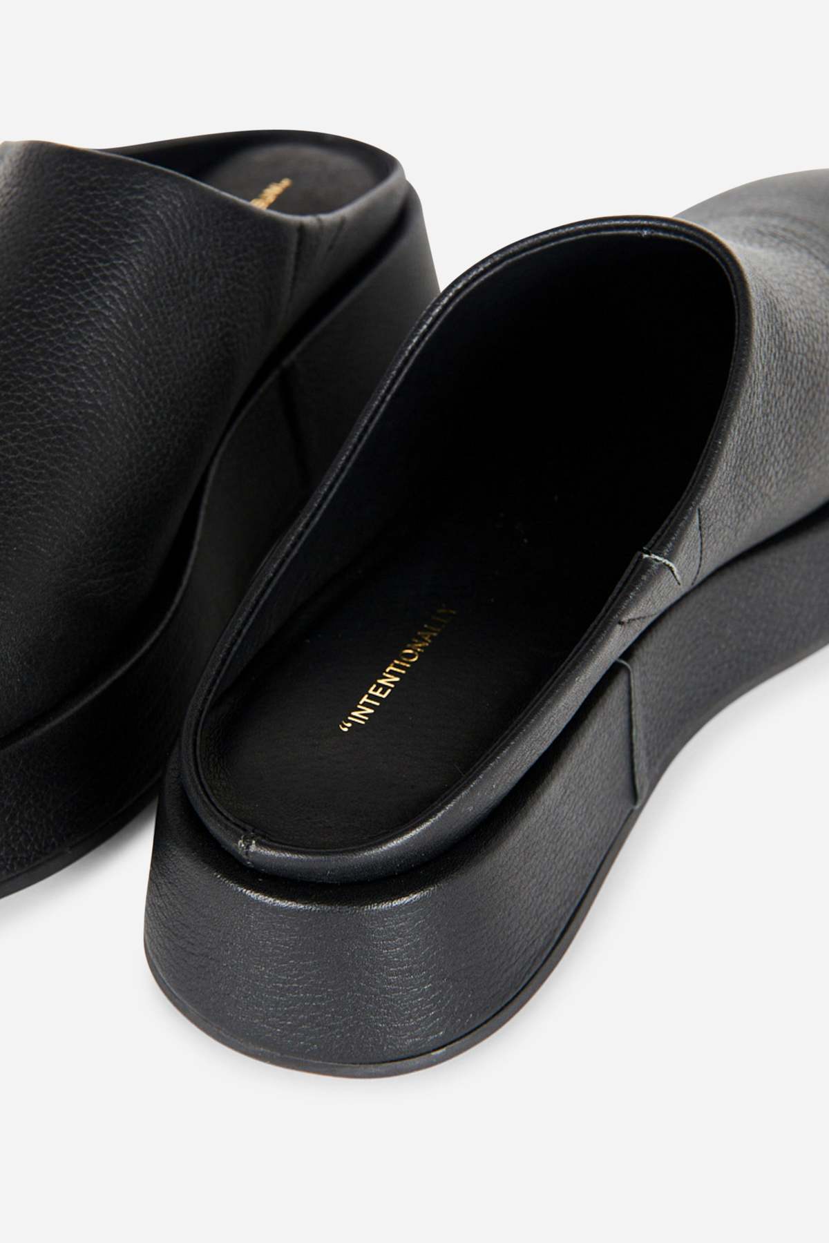 "INTENTIONALLY __________." Risen Platform Mule - Image 12 of 25