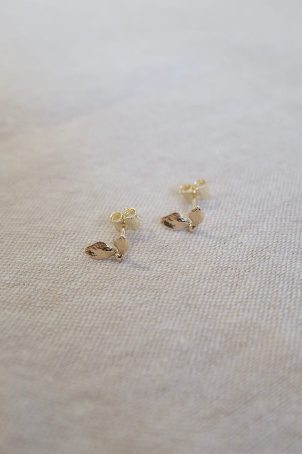 Ora-C Tiny Leaves Earrings