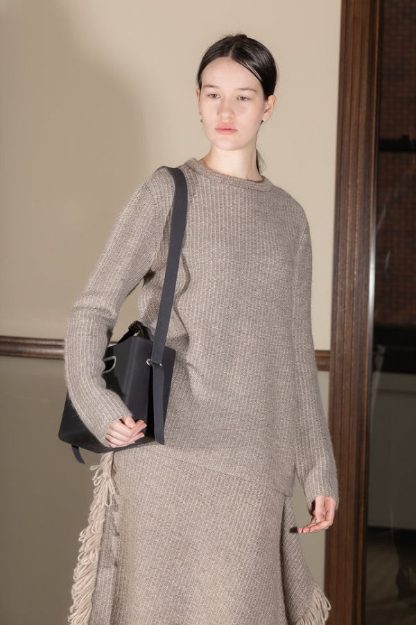 Parsel Small East West Deep Tote