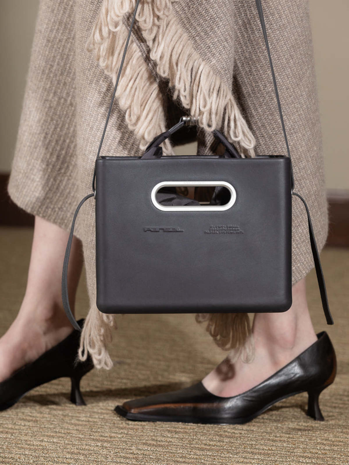 Parsel Small East West Deep Tote - Image 5 of 9