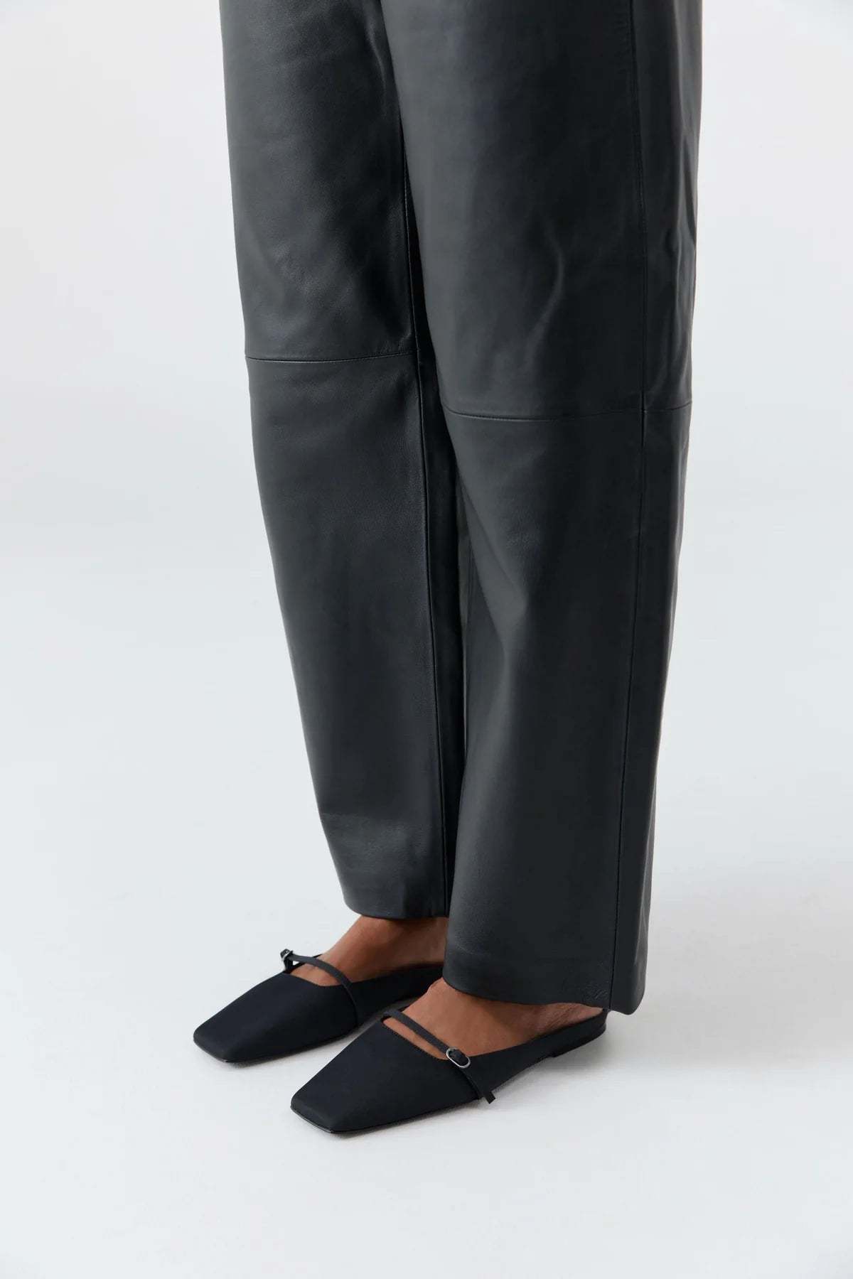 St. Agni Plié Flat - Image 5 of 6