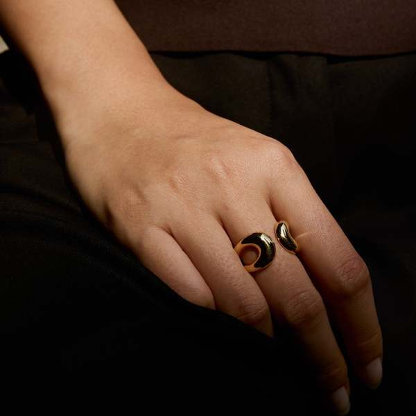 ADORN Big Double Line Ring