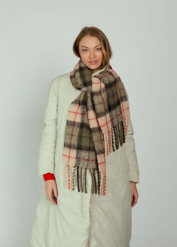 Closed Scarf - Pale Pink Closed Scarf - Pale Pink