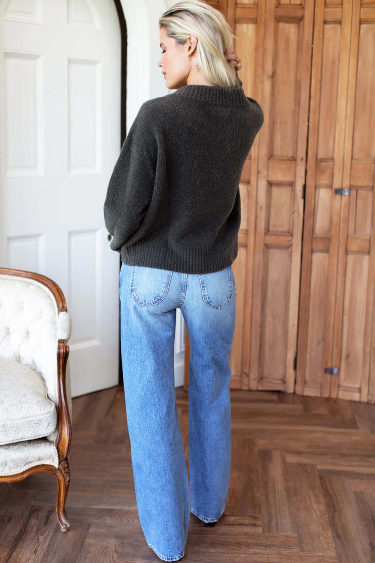 Emerson Fry Boxy Boucle V-Neck Sweater - Olive - Image 5 of 5