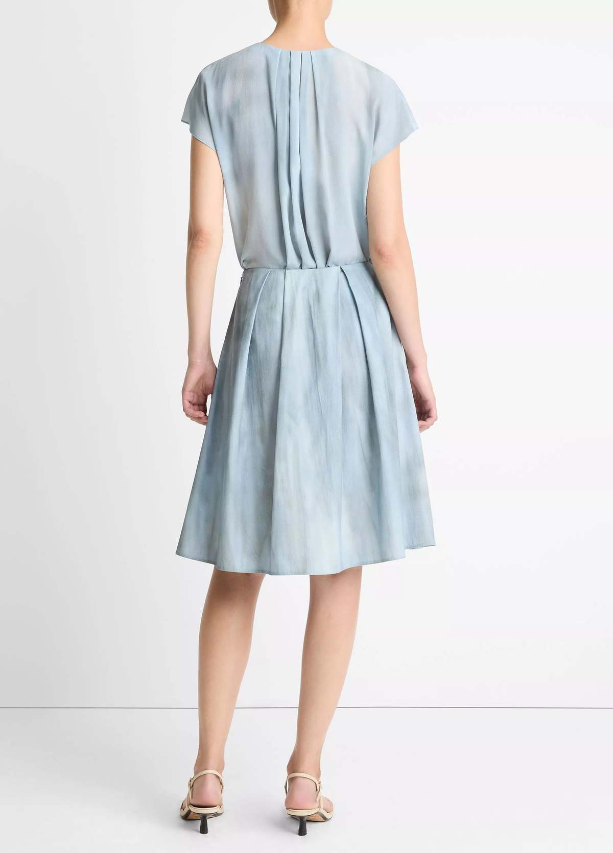 VINCE Washed Ombré Cotton Pleated Knee Skirt - Azura Wash - Image 2 of 3