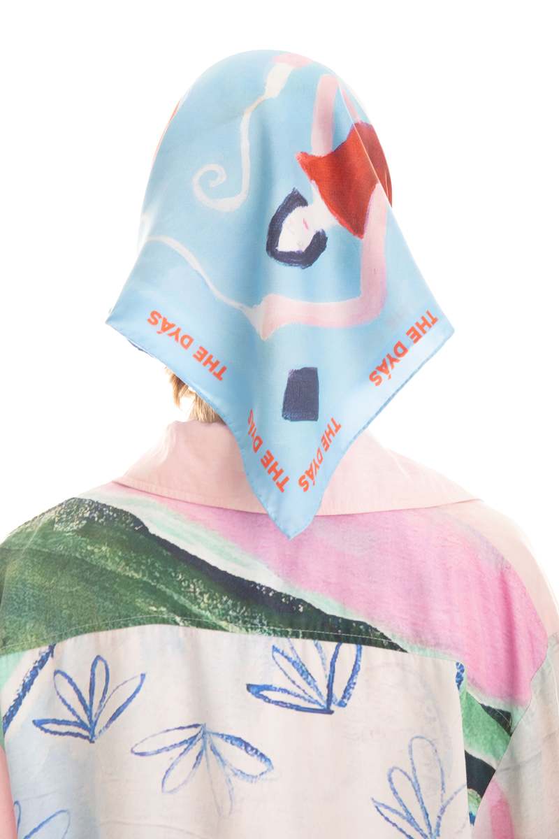 Thedys Queen of Hearts Scarf