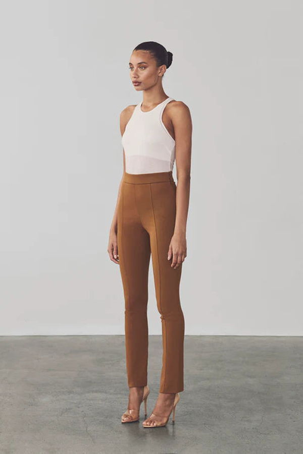 Artemis Diciero Poise Tank - White