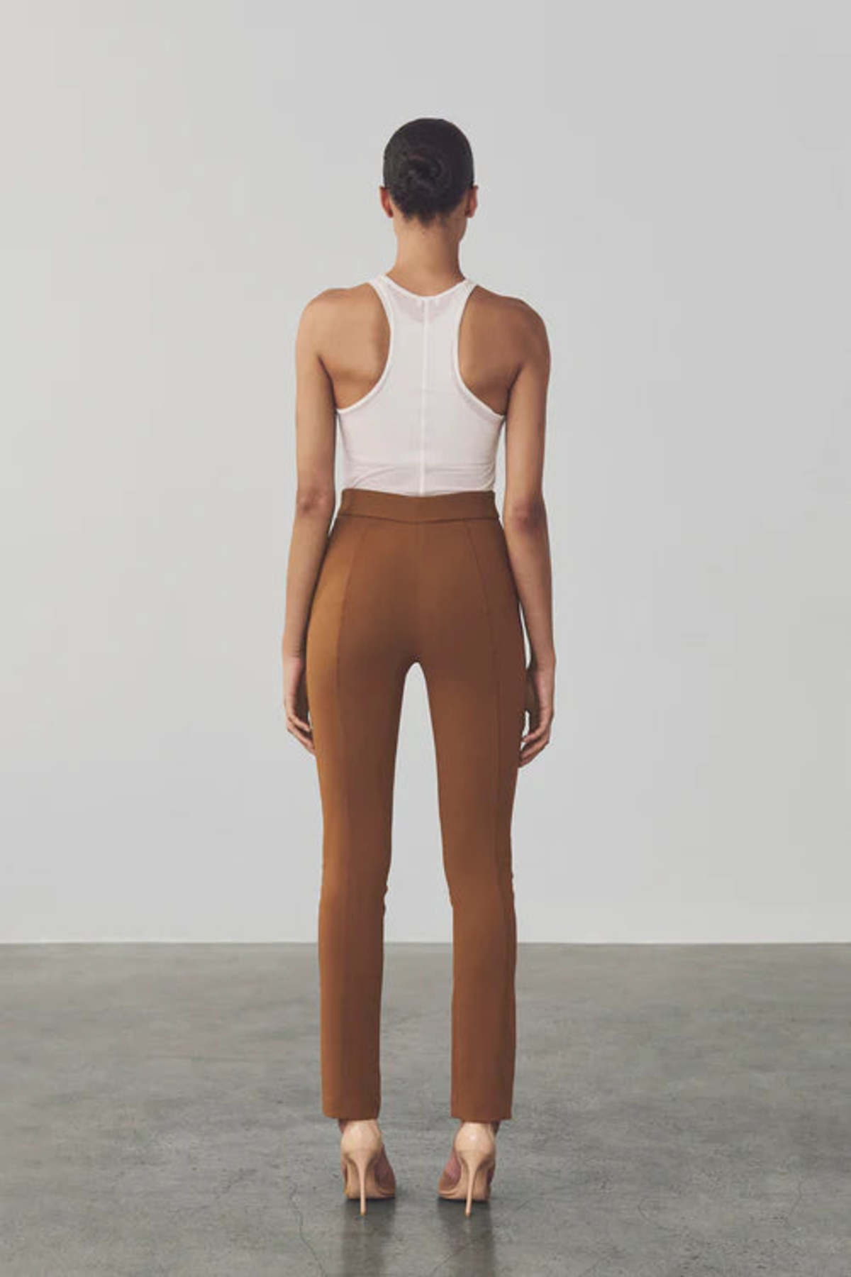 Artemis Diciero Poise Tank - White - Image 3 of 3