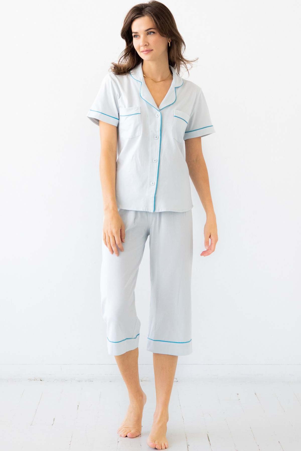Salua Lingerie Classic Luxury Capri Pajamas - Image 5 of 22