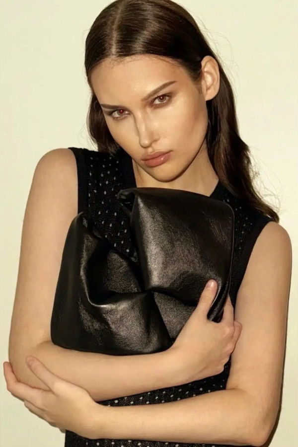 Ceres Monae Twist Bag - Black