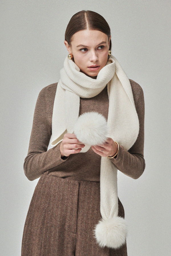 Maison De Ines Mink Pom Wool Muffler - Milk Ivory