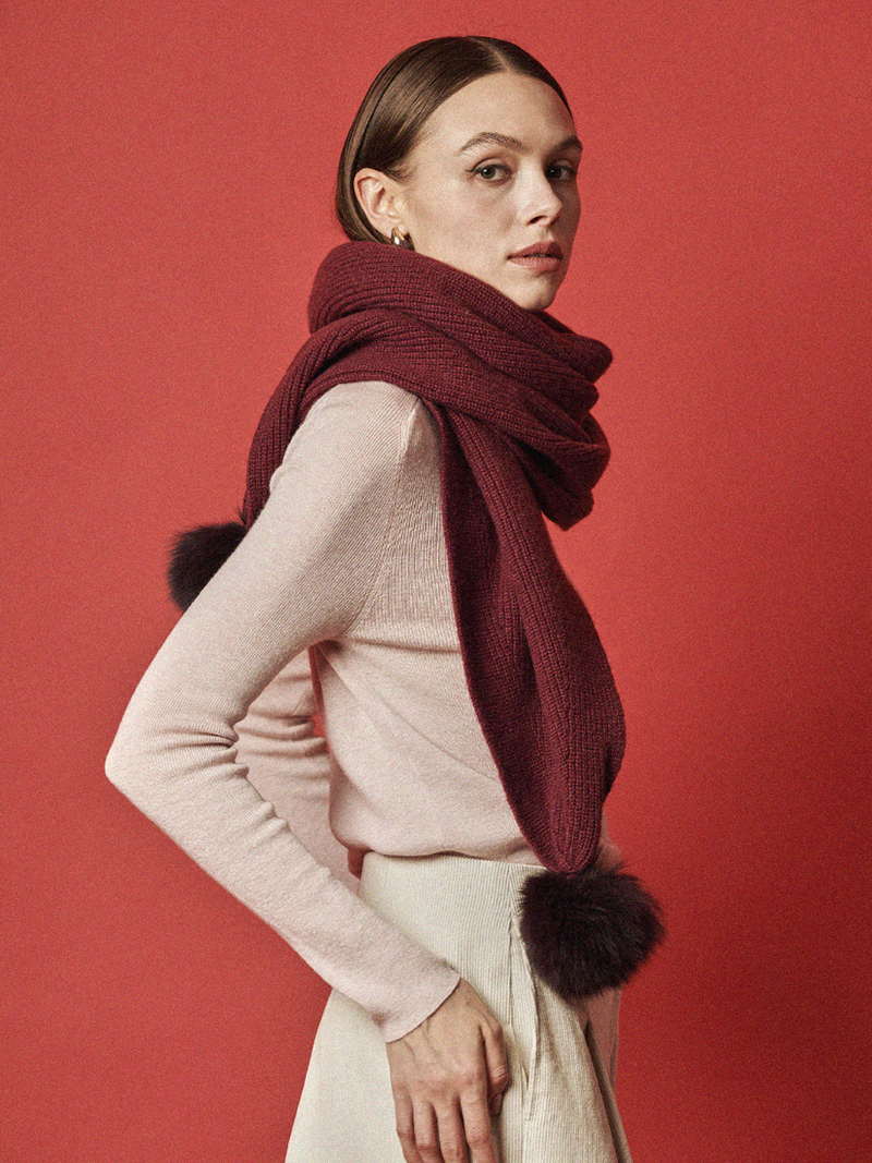 Maison De Ines Mink Pom Wool Muffler - Classic Burgundy
