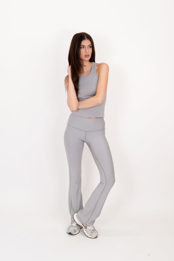 ON/OFF Essentials Core Flare Legging