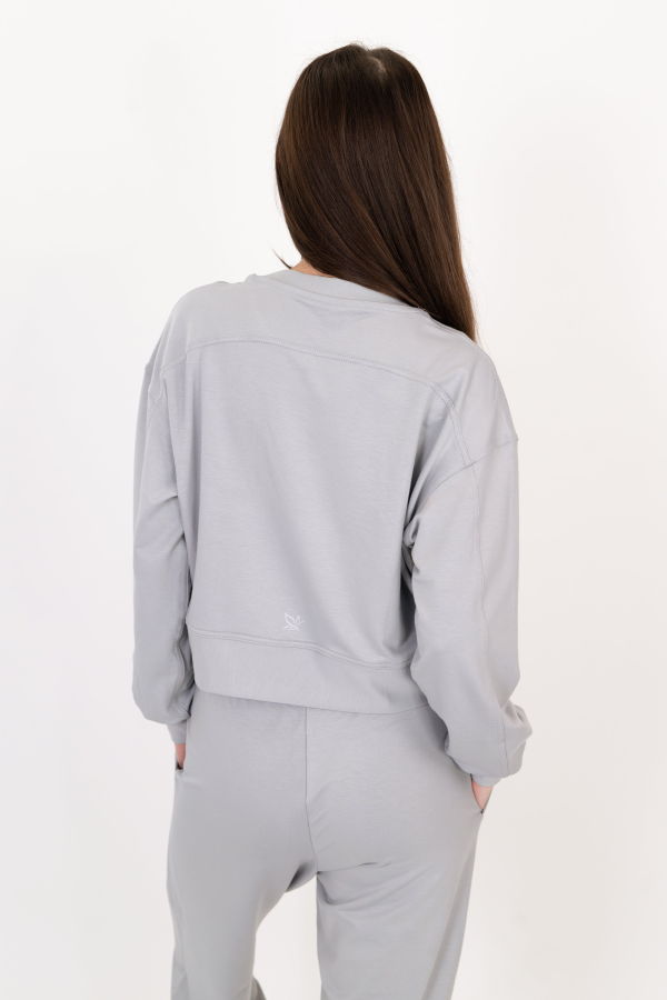 ON/OFF Essentials Solace Crew Neck Pullover