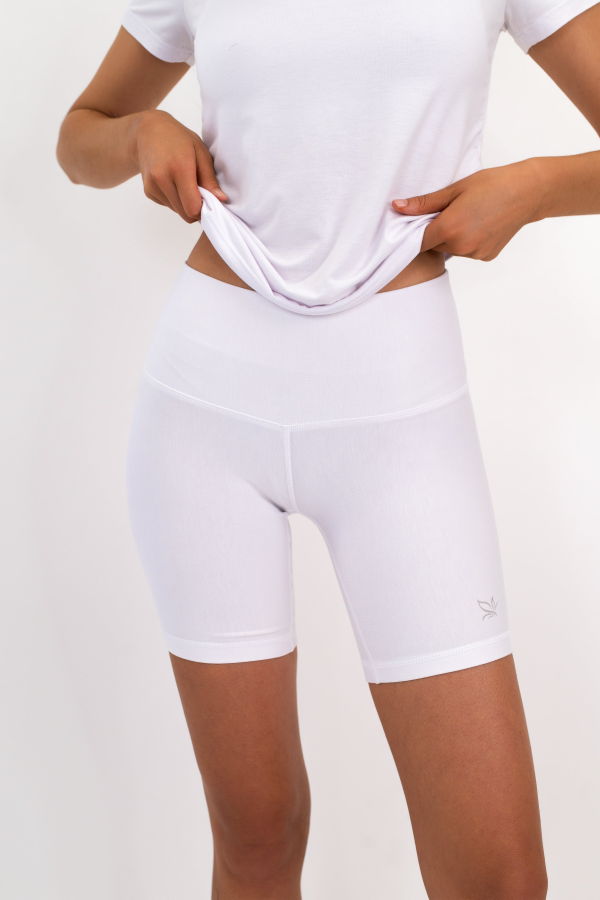 ON/OFF Essentials The Core Short 5" Short