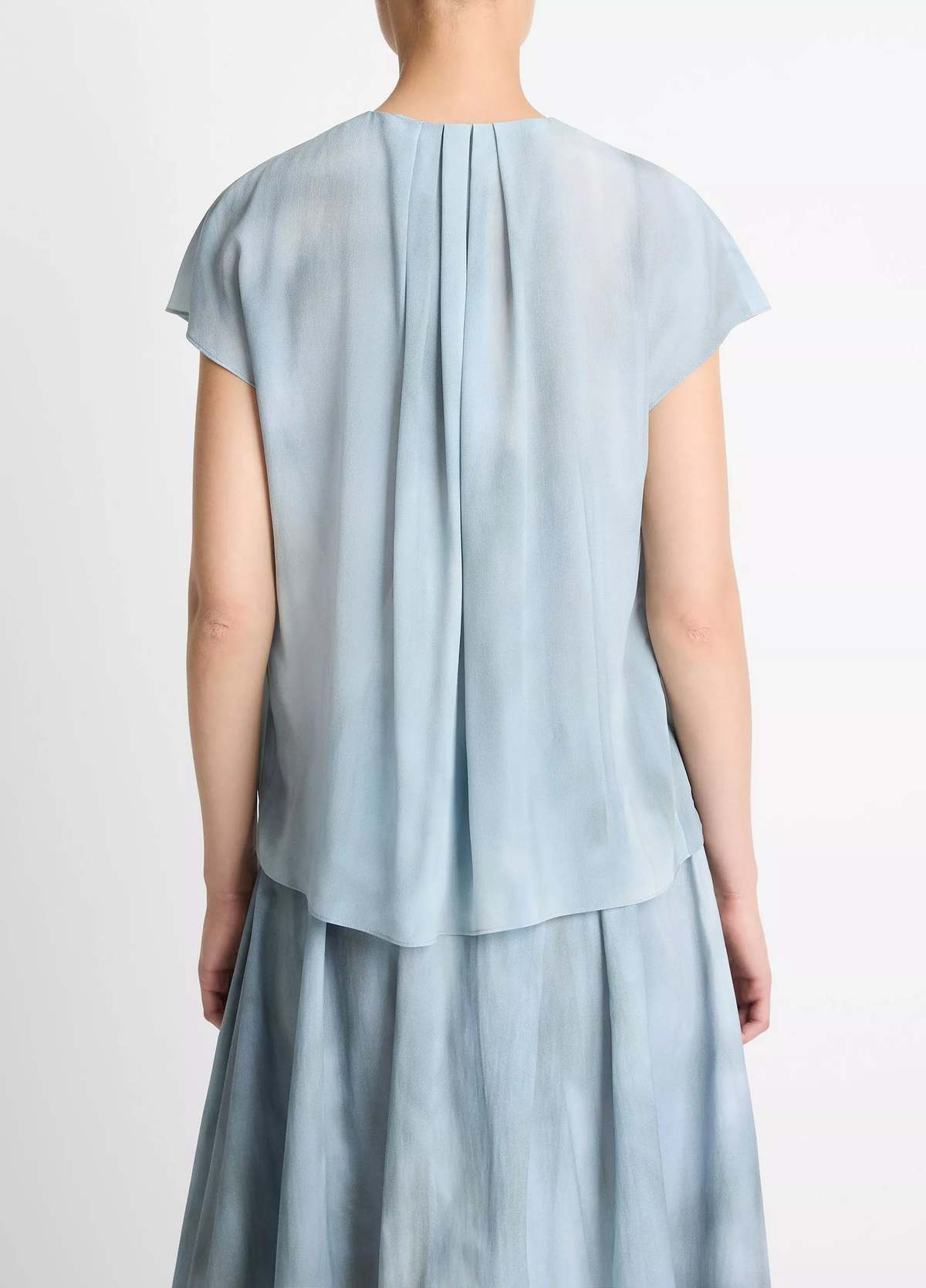 VINCE Washed Ombré Silk Gathered Cap-Sleeve Blouse - Azura Wash - Image 2 of 2