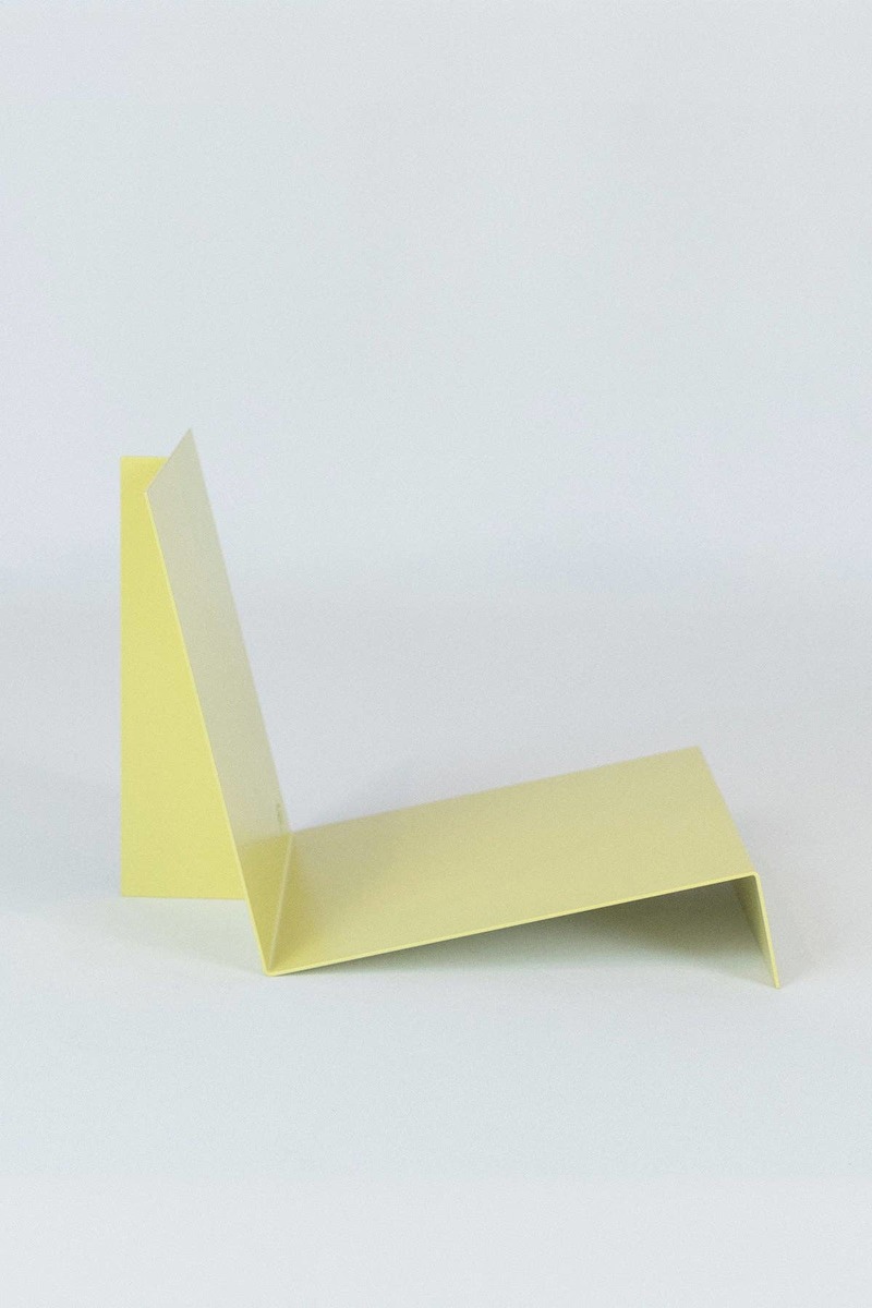 Upton Vinyl and Book Stand