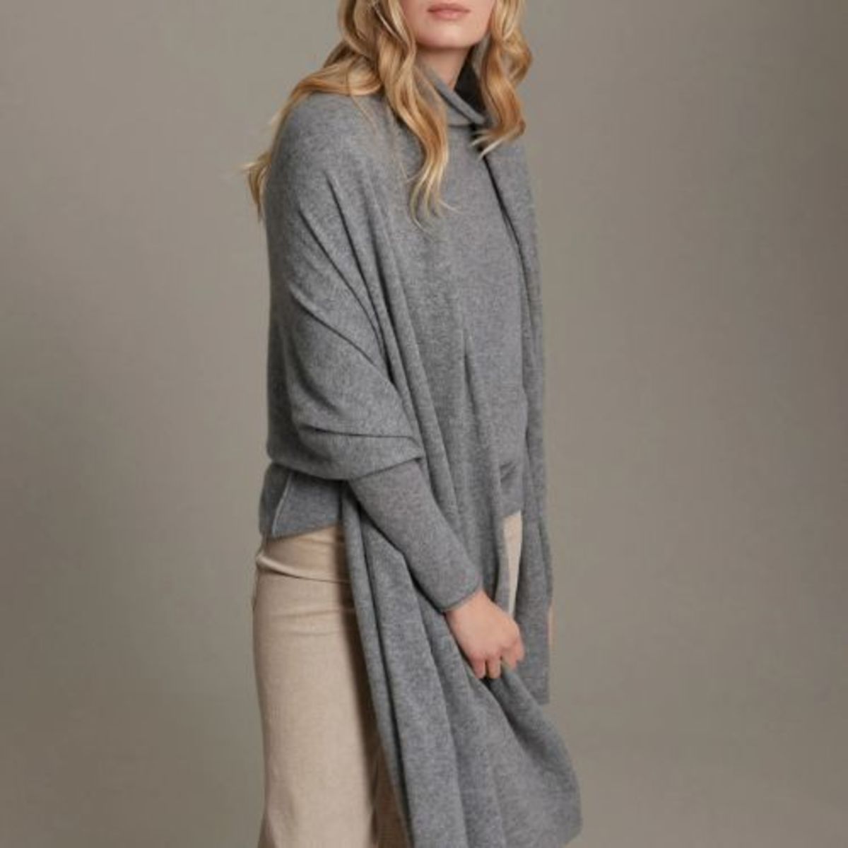 ALASHAN CASHMERE Luxe Travel Wrap - Image 4 of 4