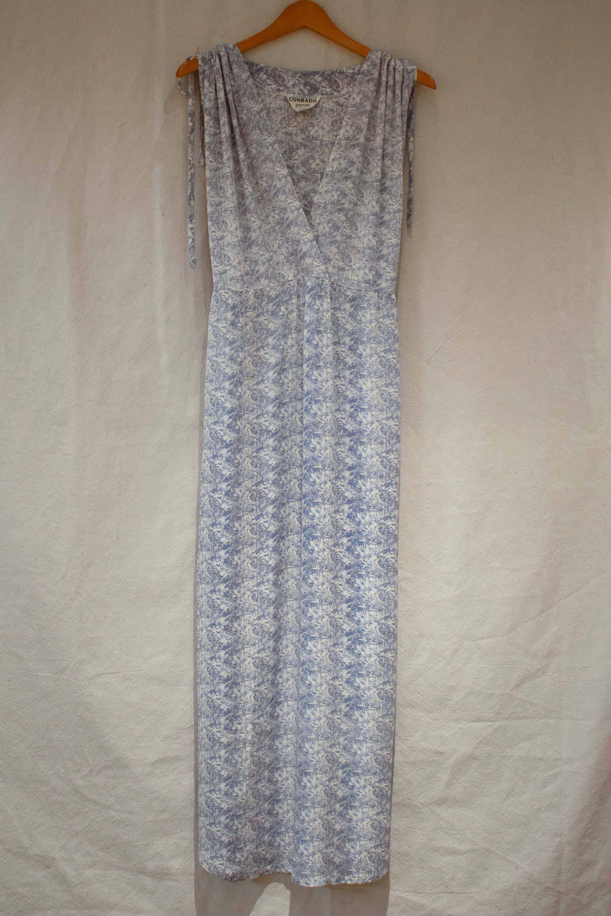 Conrado Frances Drawstring Print Maxi Dress - Image 8 of 10