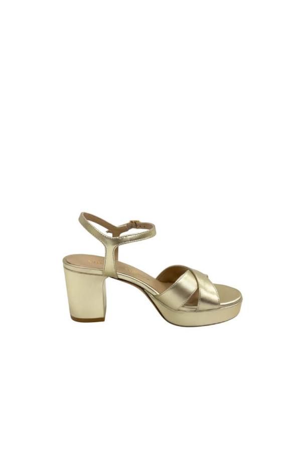 Stuart Weitzman Dayna Platform 80 Sandal - Light Gold