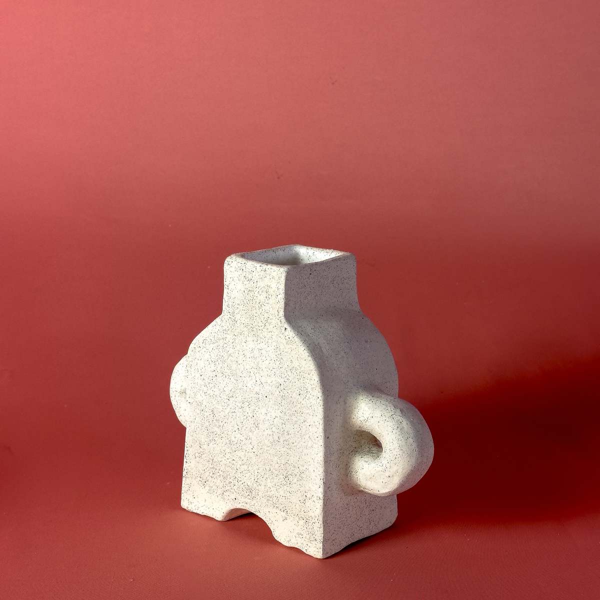 Alma Teo Vase - Image 3 of 4