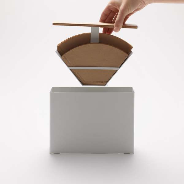 Yamazaki Home Coffee Filter Case - Size 04 - White Yamazaki Home Coffee Filter Case - Size 04 - White