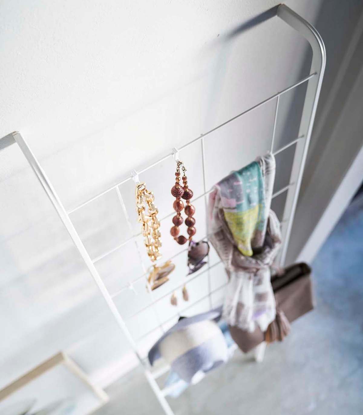 Yamazaki Home Leaning Ladder with Grid Panel - Image 5 of 12