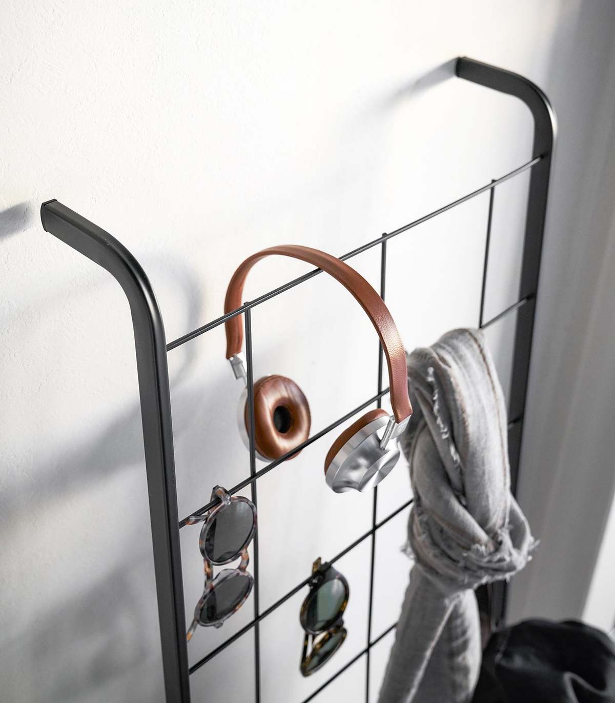 Yamazaki Home Leaning Ladder with Grid Panel - Image 9 of 12