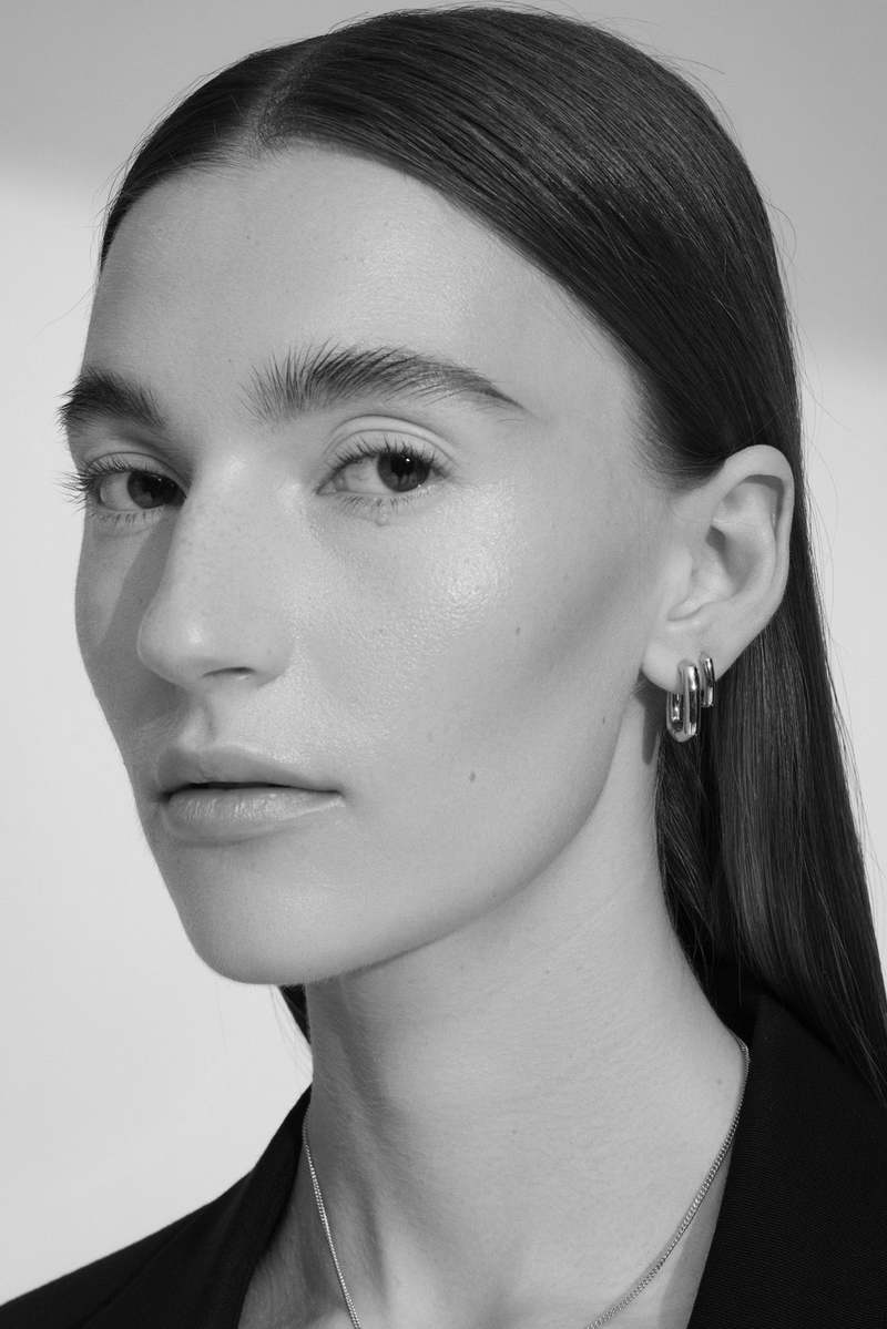 Tom Wood Gold Frame Hoops Small Earrings