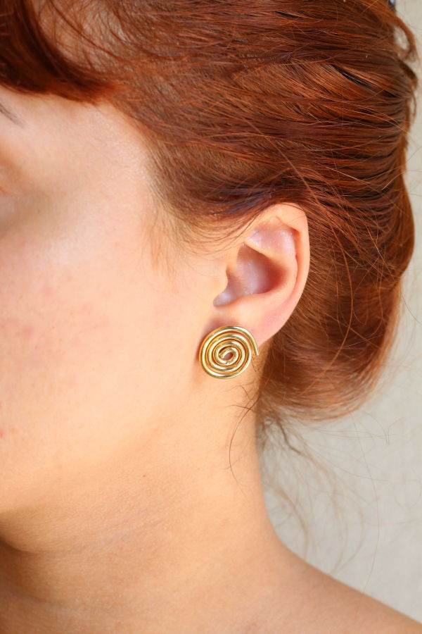 Meg Swirl Studs Earrings