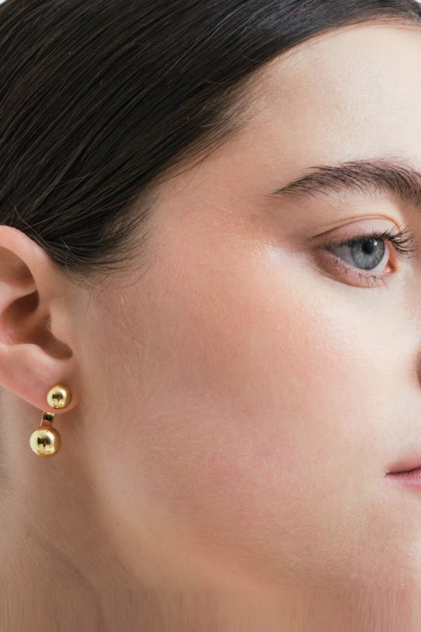 Wouters & Hendrix Stud Earrings with Floating Spheres