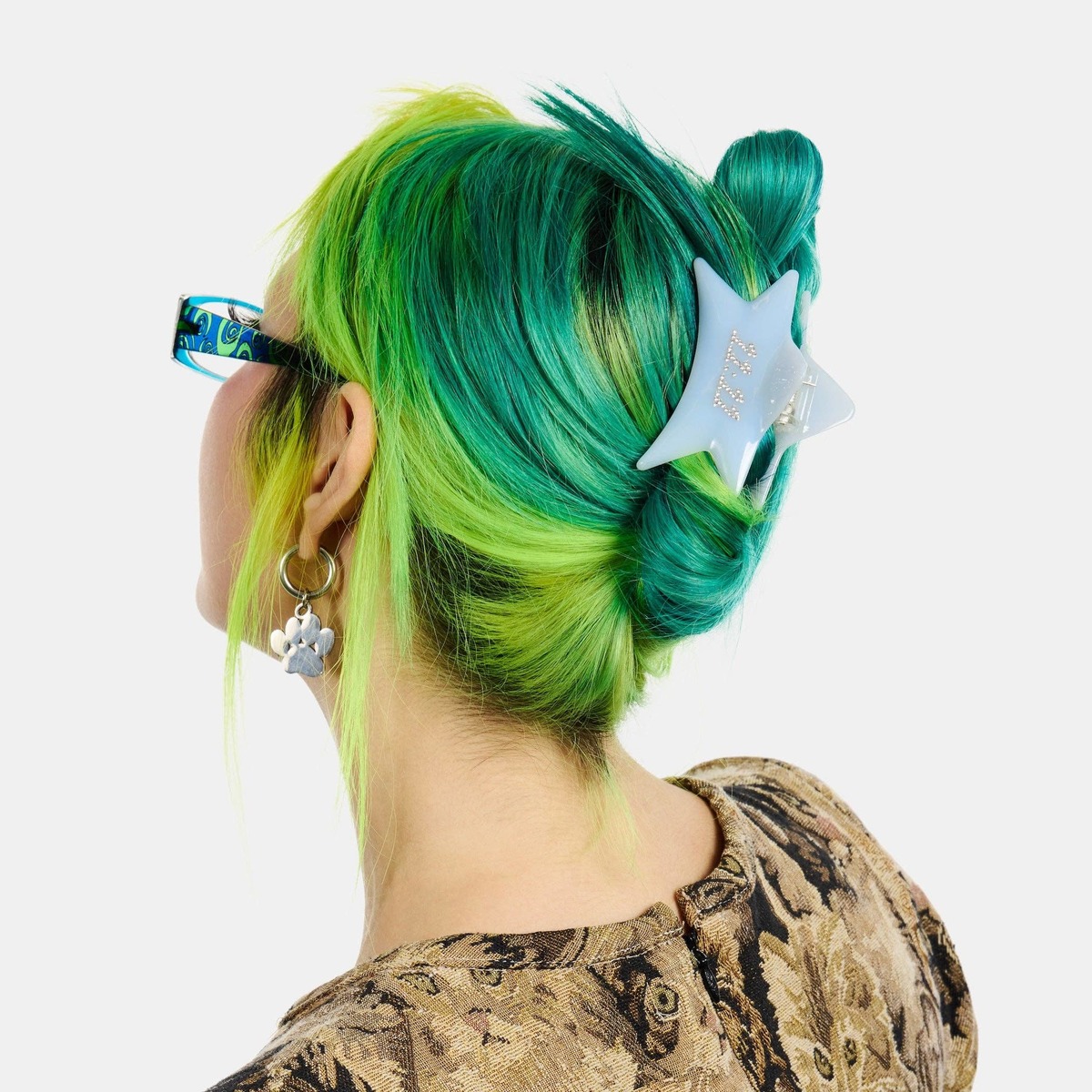 Chunks Claw & Hairpin Gift Set in Eleven Eleven Hair Accessory Set - Image 3 of 11