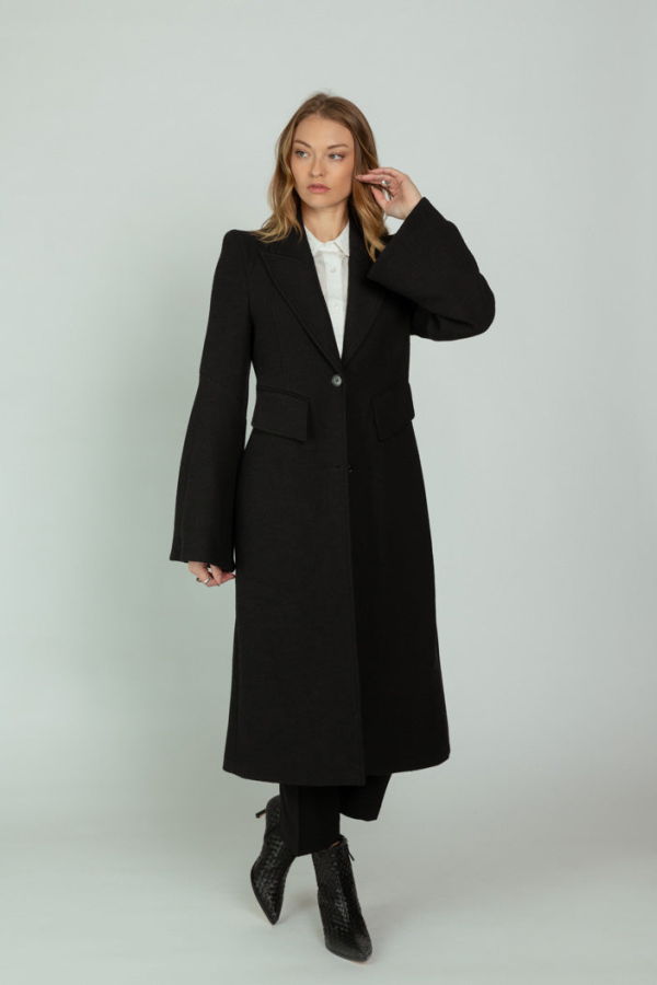 Smythe Pagoda Trumpet Sleeve Coat - Black