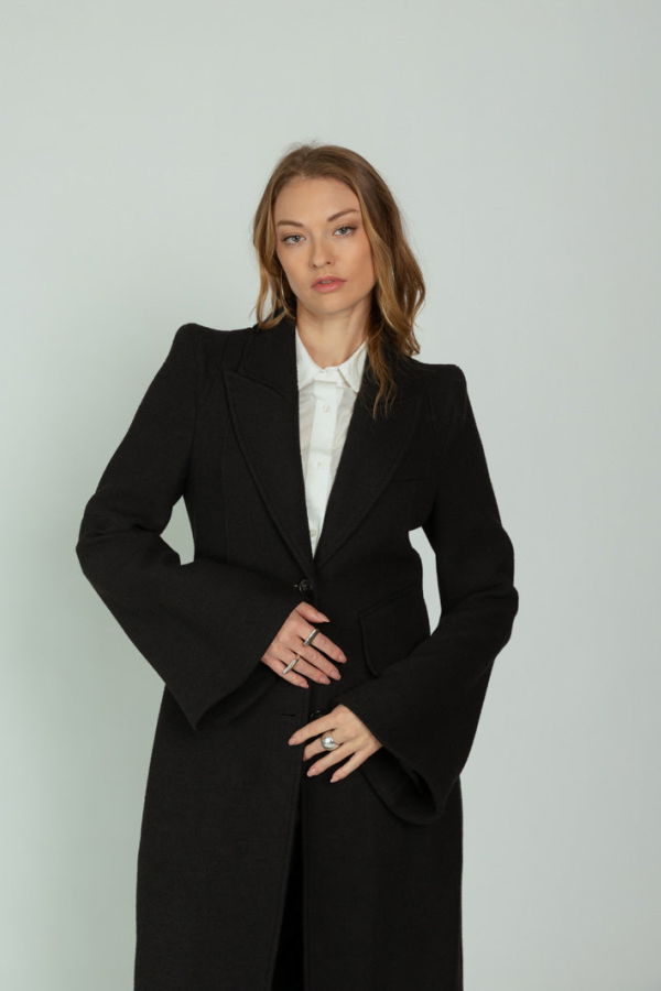 Smythe Pagoda Trumpet Sleeve Coat - Black