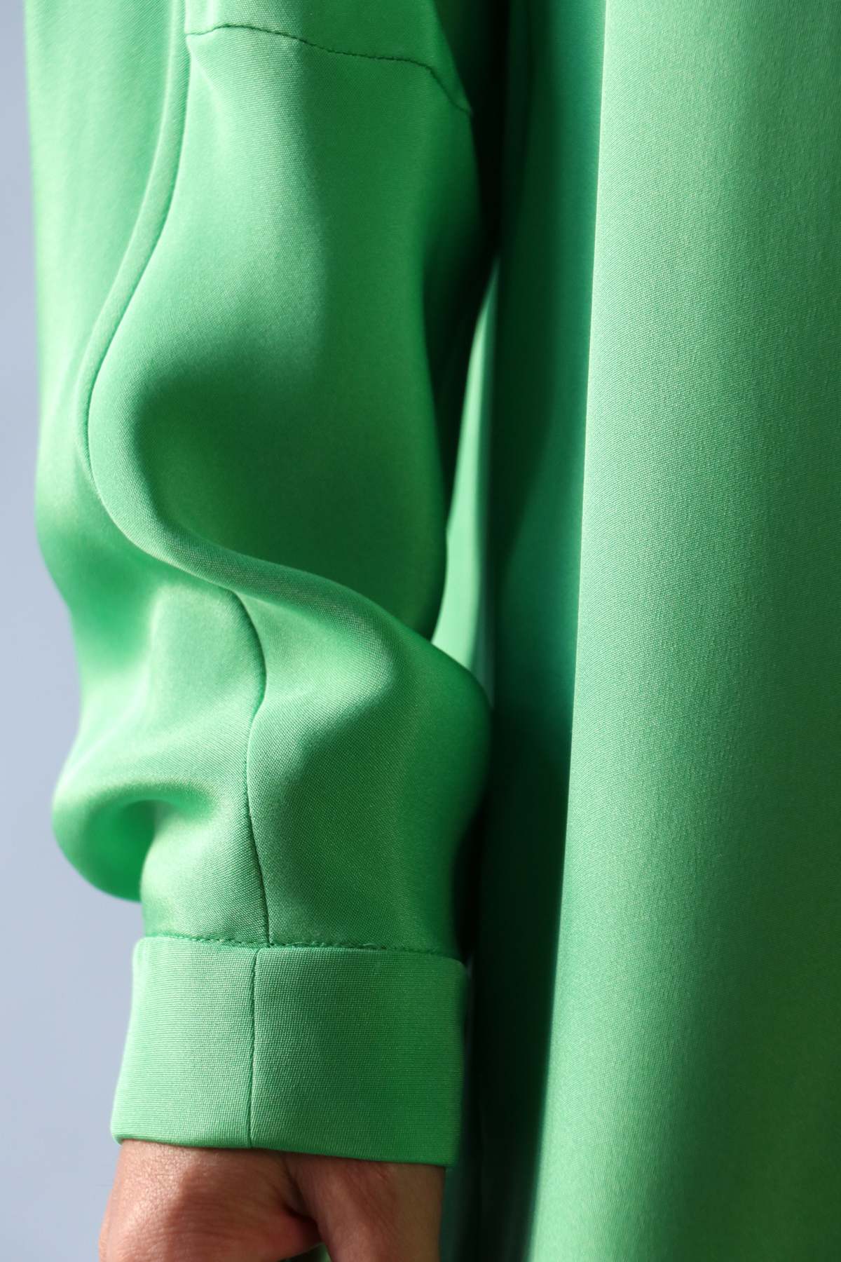 Tibi 4-Ply Silk Long Sleeve Cocoon Dress - Green - Image 4 of 4