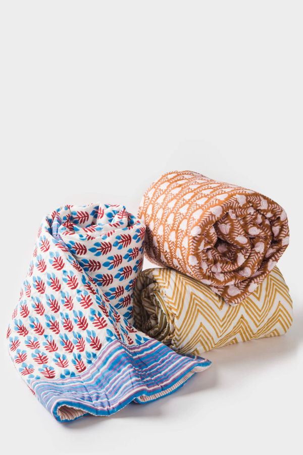 Mela Artisans Tulip Cotton Handcrafted Throw