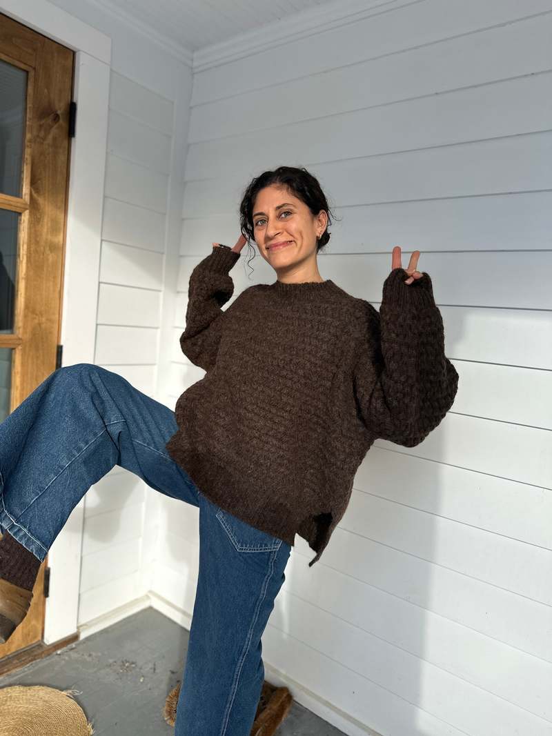 DAZA Zigzag Crewneck Sweater - Chocolate