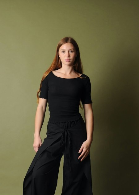 Carne Bollente Metropolitan Romance Cropped Tee | Garmentory