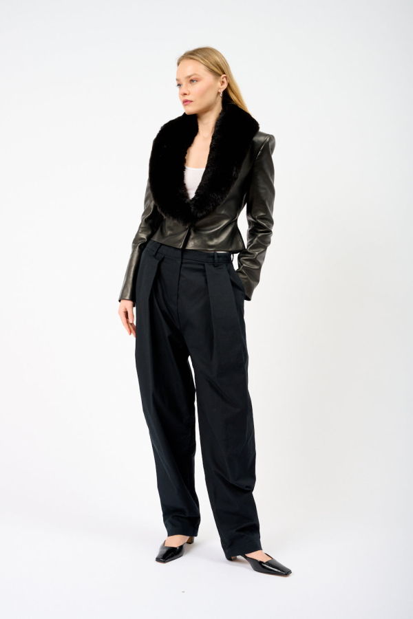 Magda Butrym Cropped Fur Collar Leather Jacket - Black