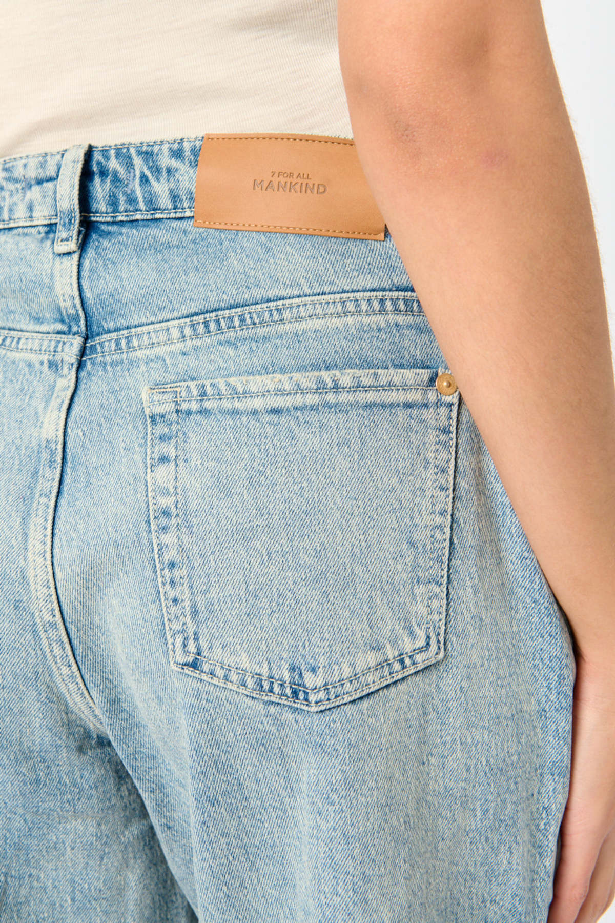 7 for all Mankind Jayne Tapered Jeans - Image 3 of 4