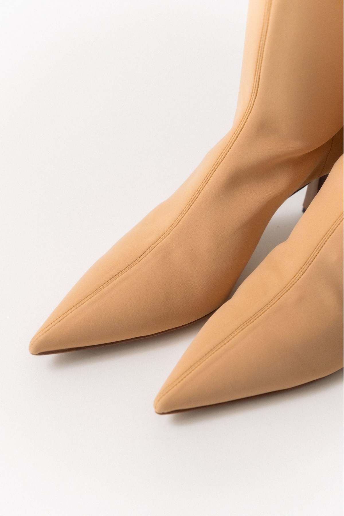 Neous Nosa Boots - Image 2 of 3