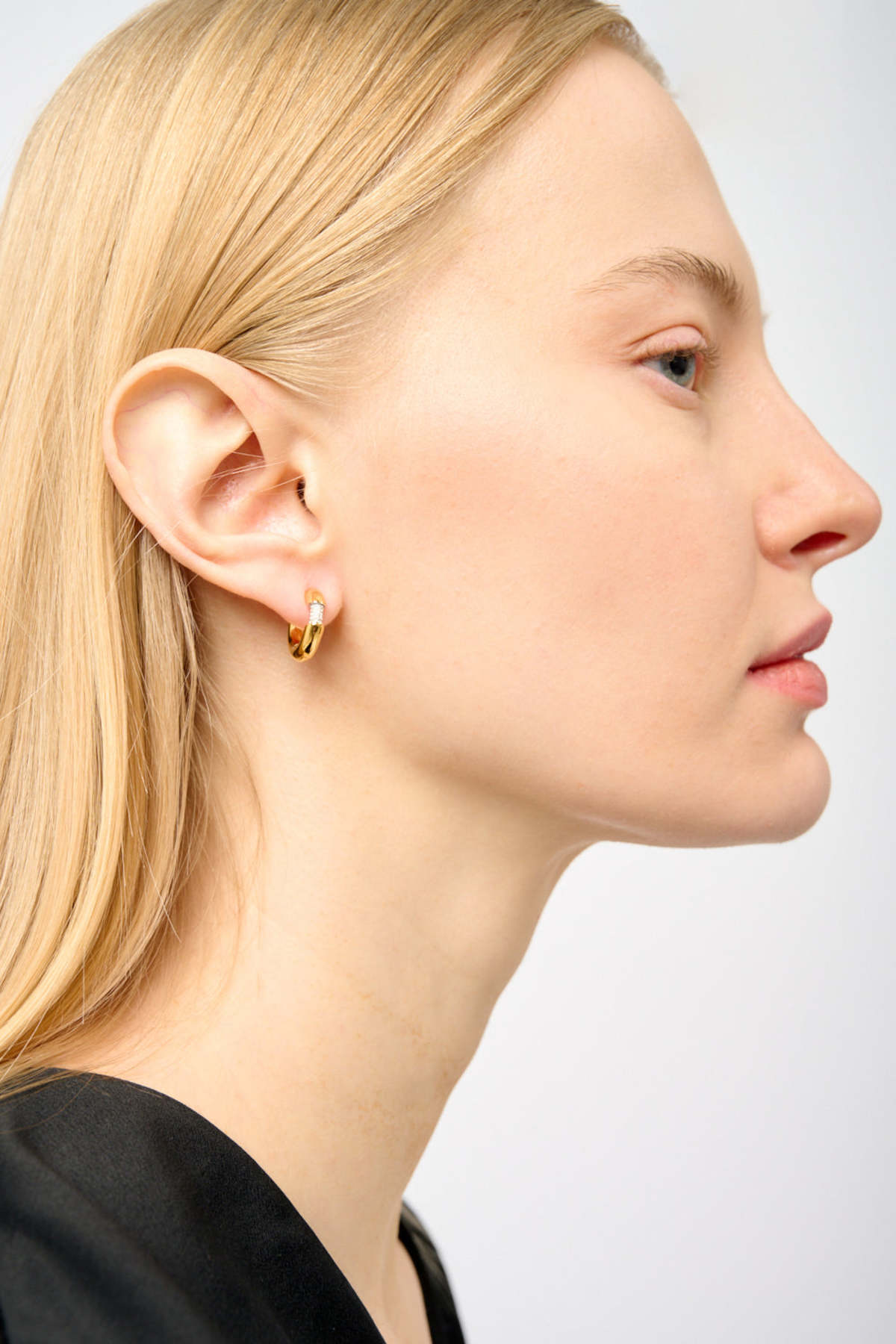 Otiumberg Small Chunky Hoop With Cubic Zirconia Earrings - Gold - Image 2 of 2