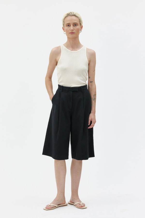 maska.se Aura Pleated Shorts - Black