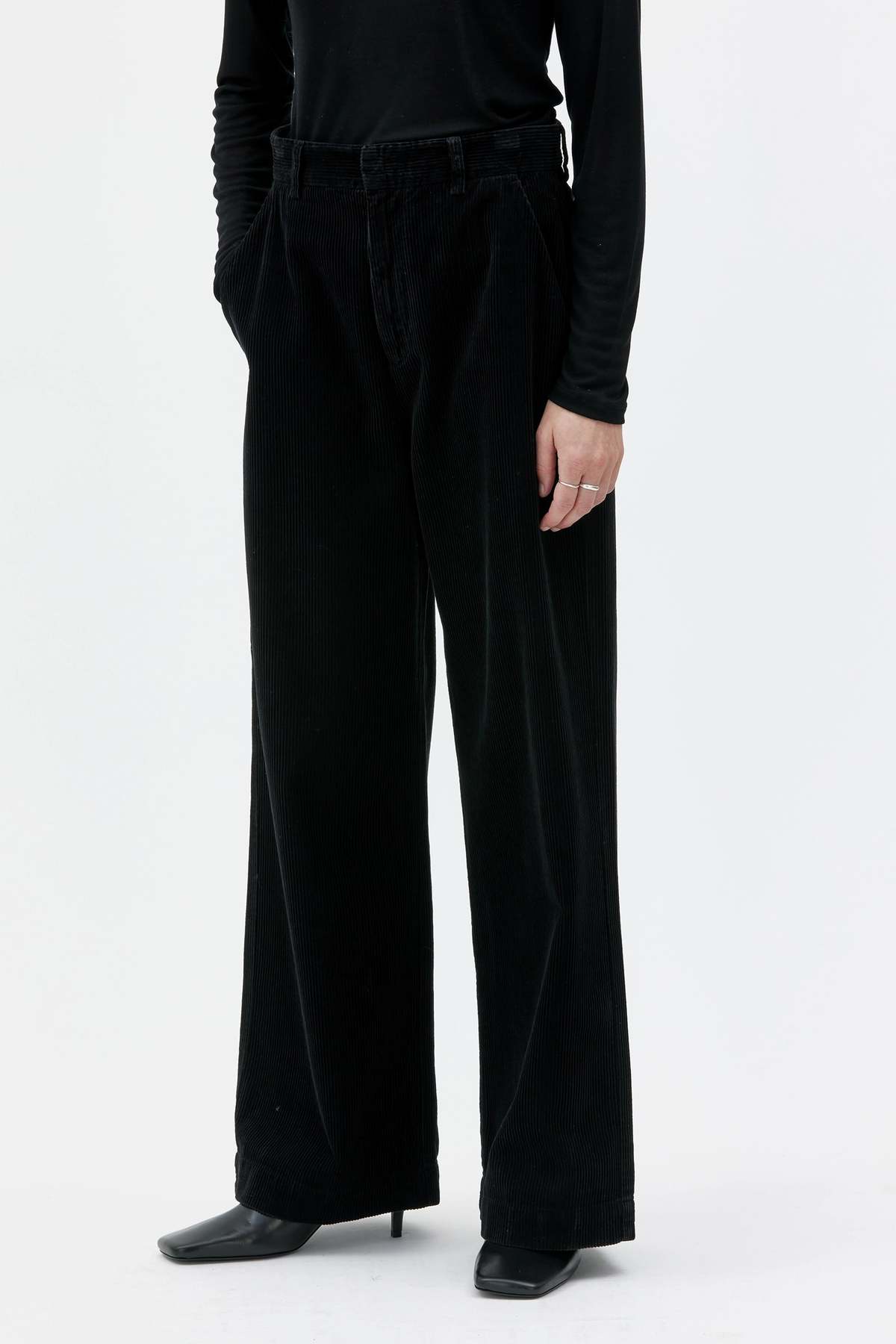 maska.se Aya Wide Leg Corduroy Trousers - Black - Image 3 of 3