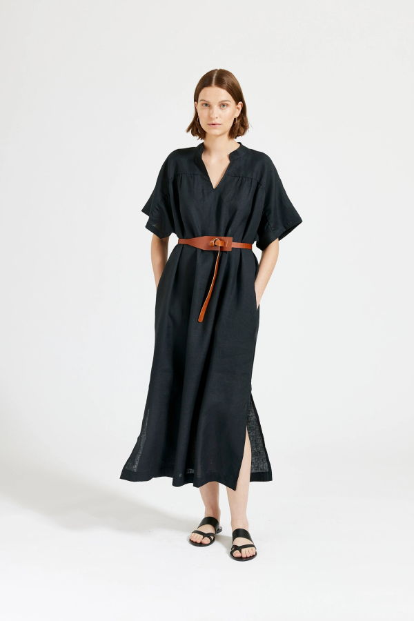 maska.se Drew No Buckle Belt - Cognac