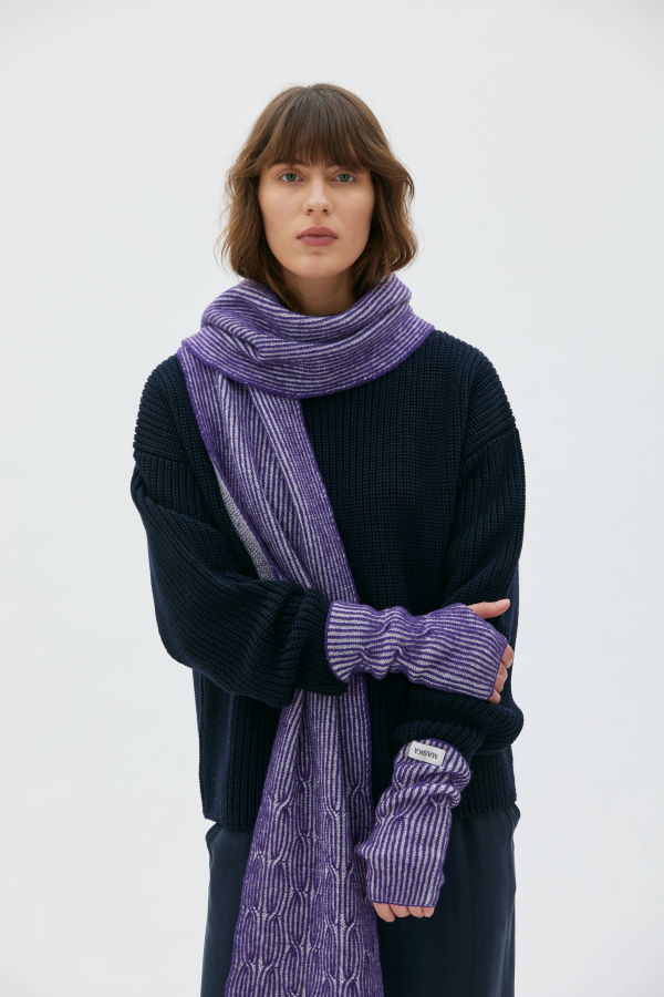 maska.se Harpe Lambswool Cable Wrist Warmers