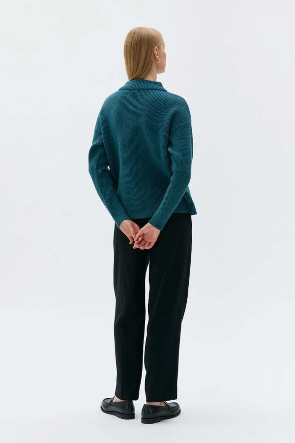 MASKA Helga Lambswool Sweater With Pockets