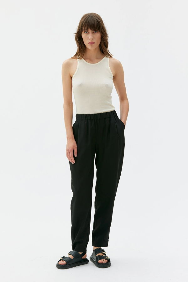 maska.se Jira Tencel Trousers - Black