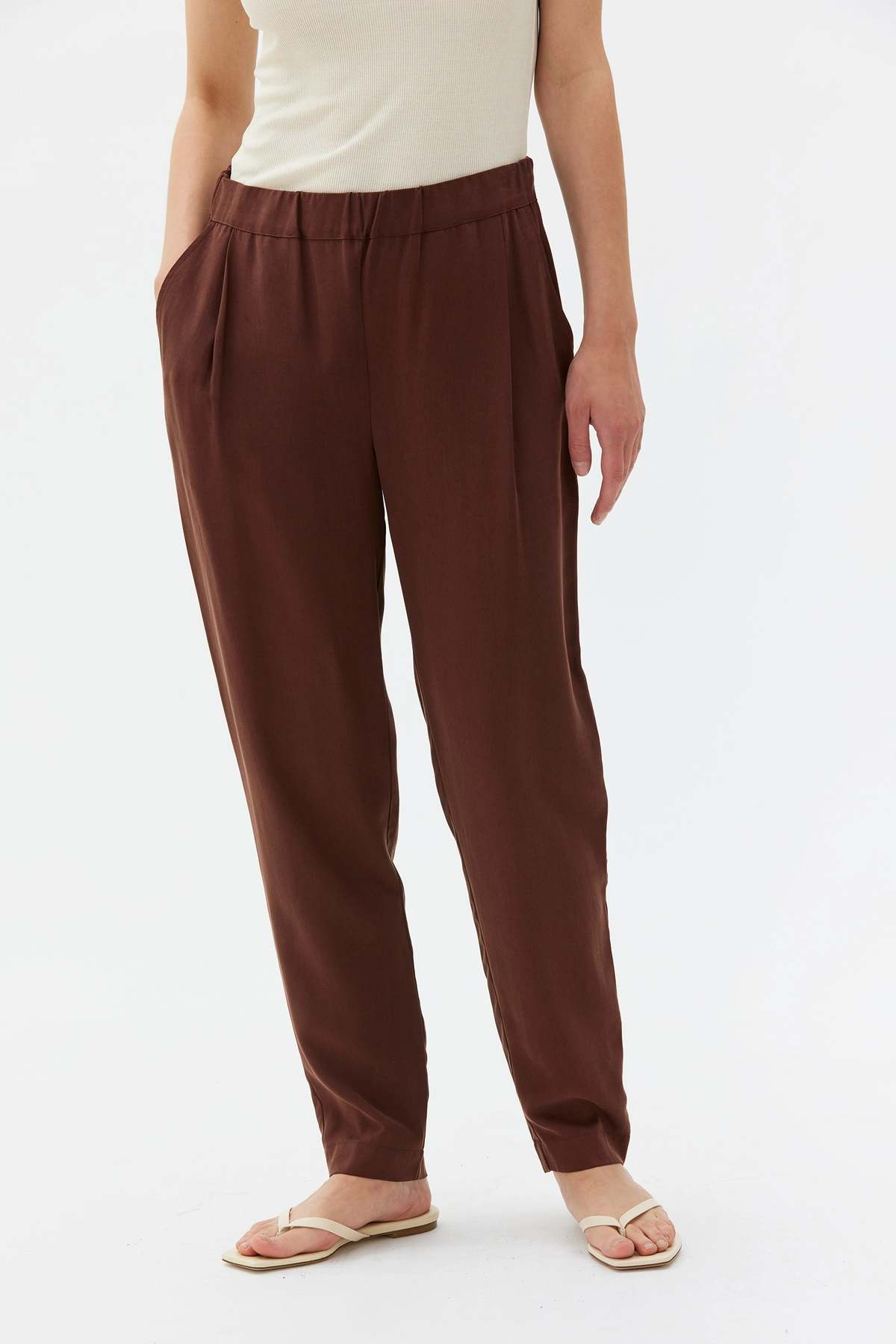 maska.se Jira Tencel Trousers - Image 2 of 3